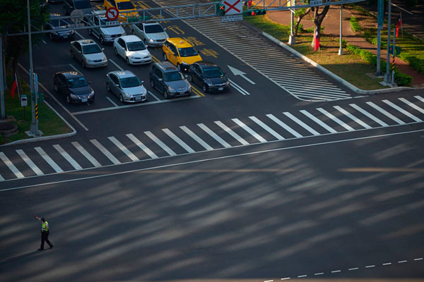 Photograph Ivan Joshua Loh I Am In Charge on One Eyeland